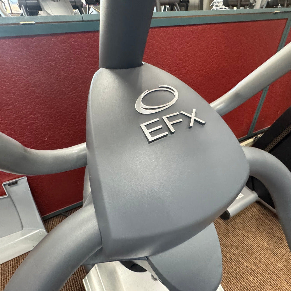 Pre-owned Precor EFX5.23 Elliptical