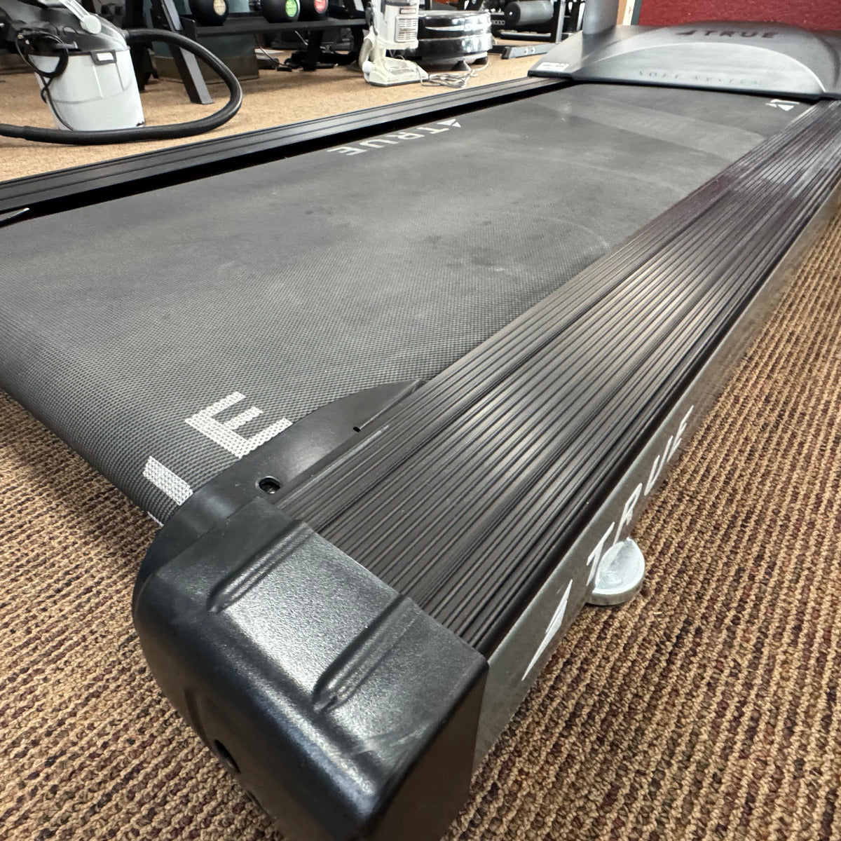 Pre-Owned True TC400 Commercial Treadmill