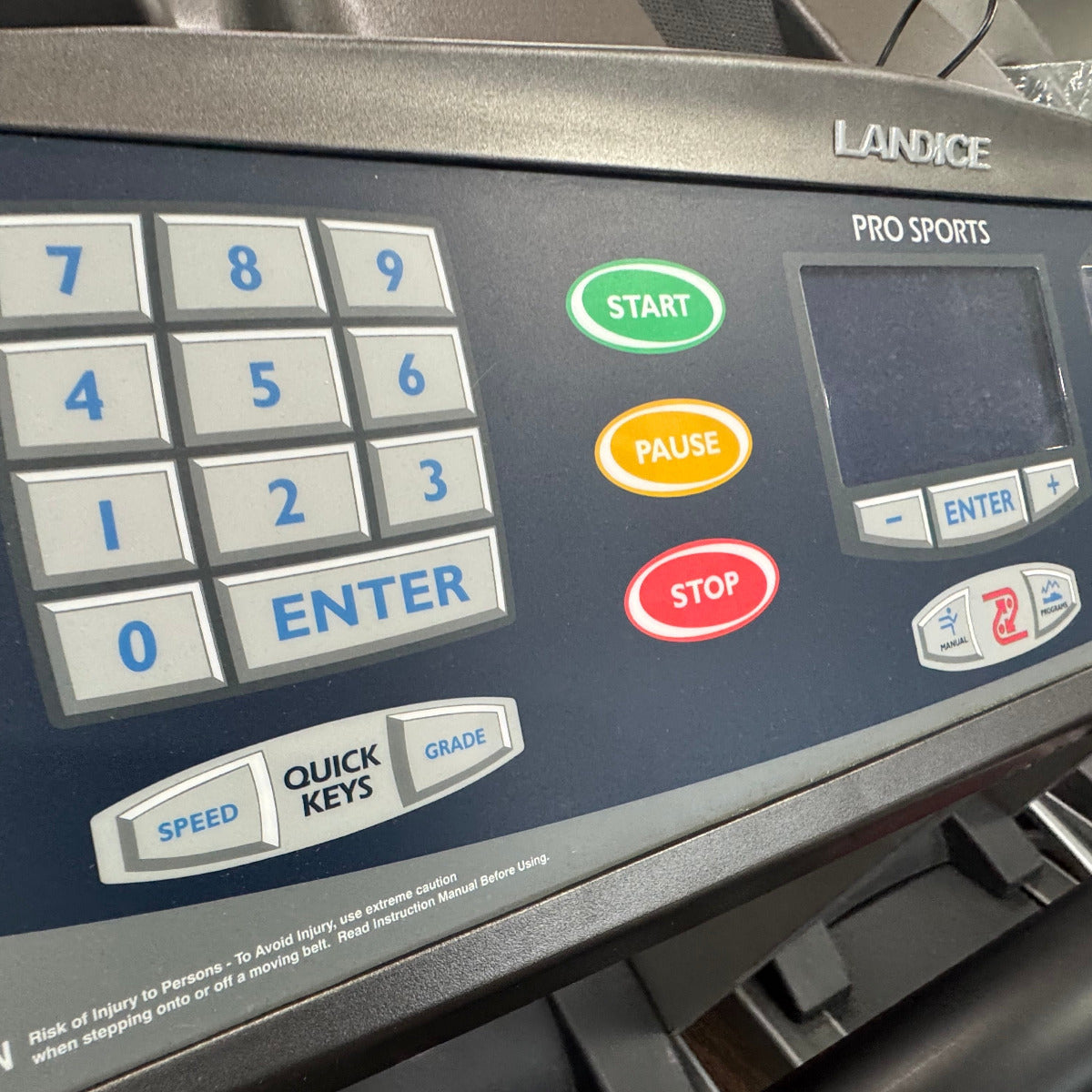 Pre-Owned Landice L8 Treadmill