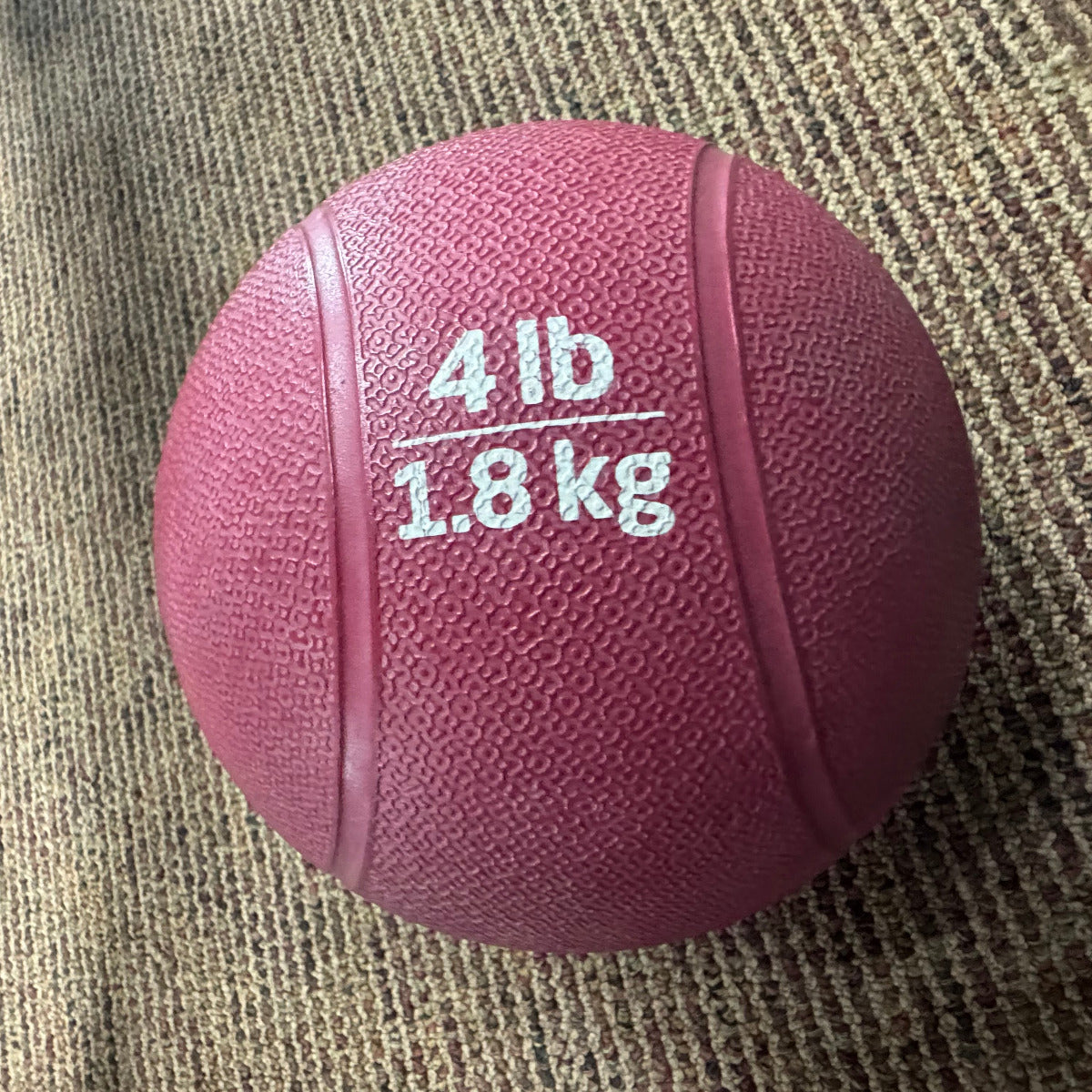 Pre-owned 4-12lb Medicine Ball Set
