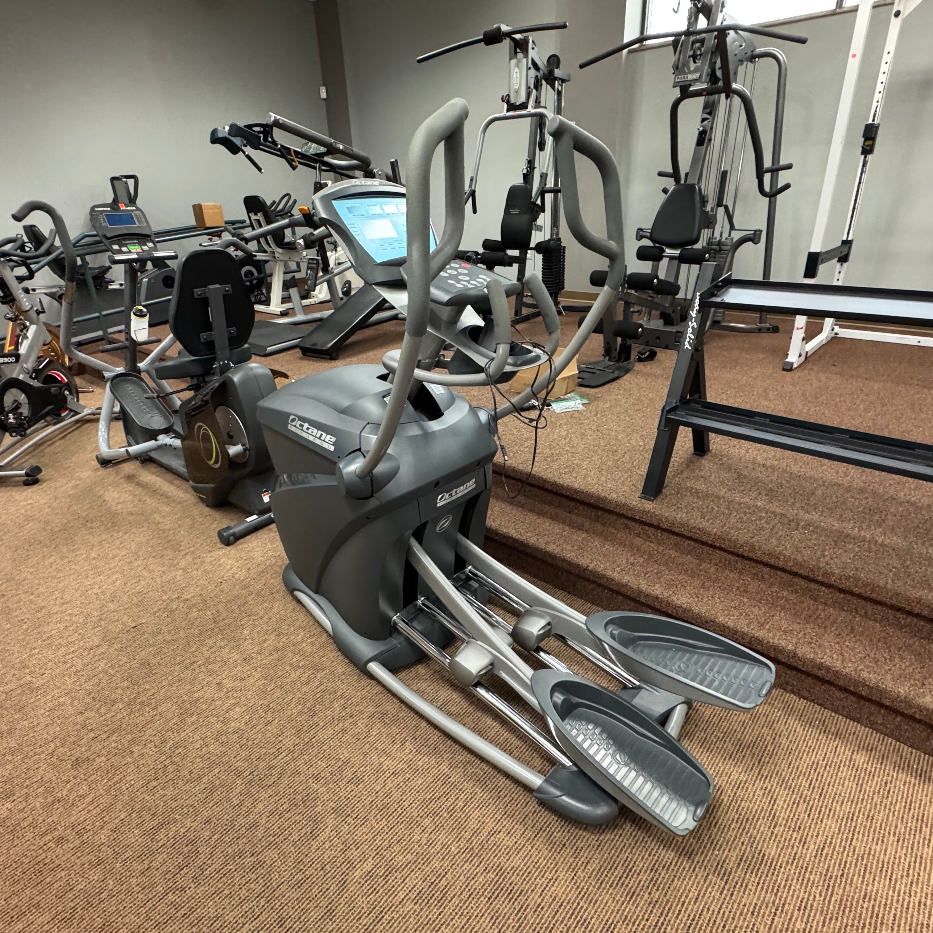 Pre-owned Octane Q37e Ellipitical Trainer