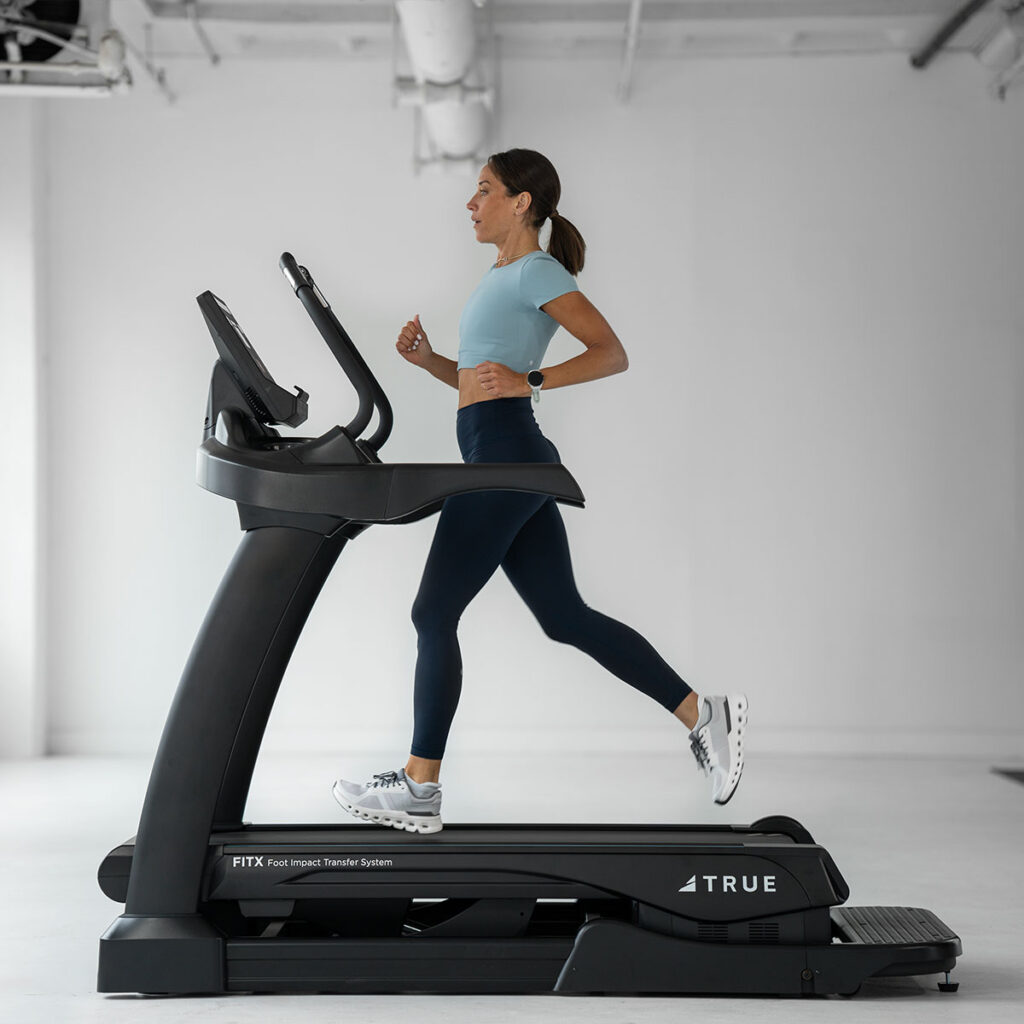 True Alpine Runner Incline Treadmill