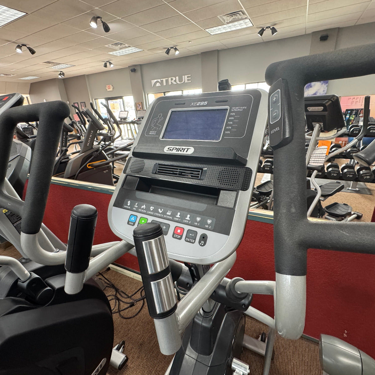 Pre-owned Spirit XE295 Elliptical Trainer