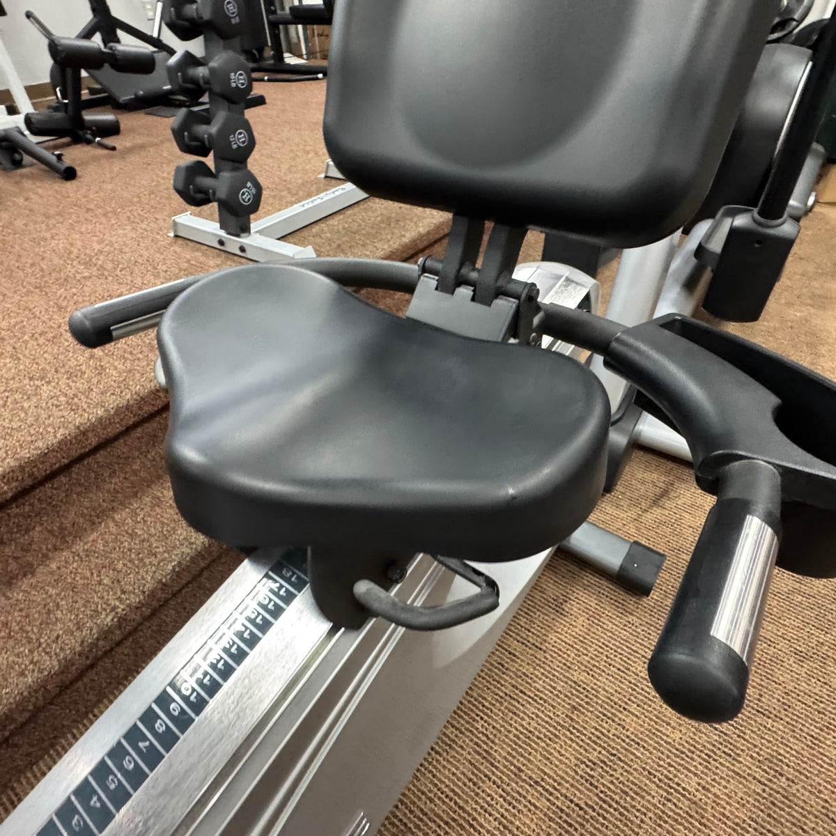 Pre-owned True Fitness Z7 Recumbent Bike