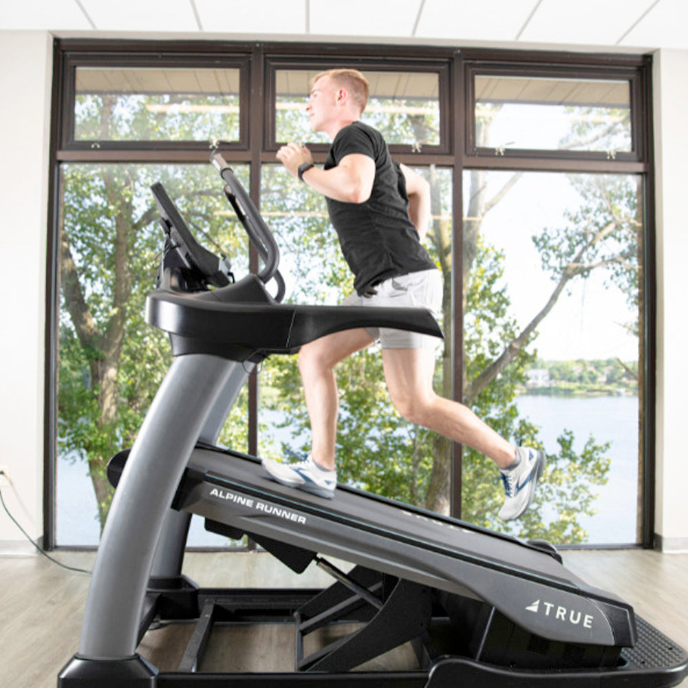 True Alpine Runner Incline Treadmill