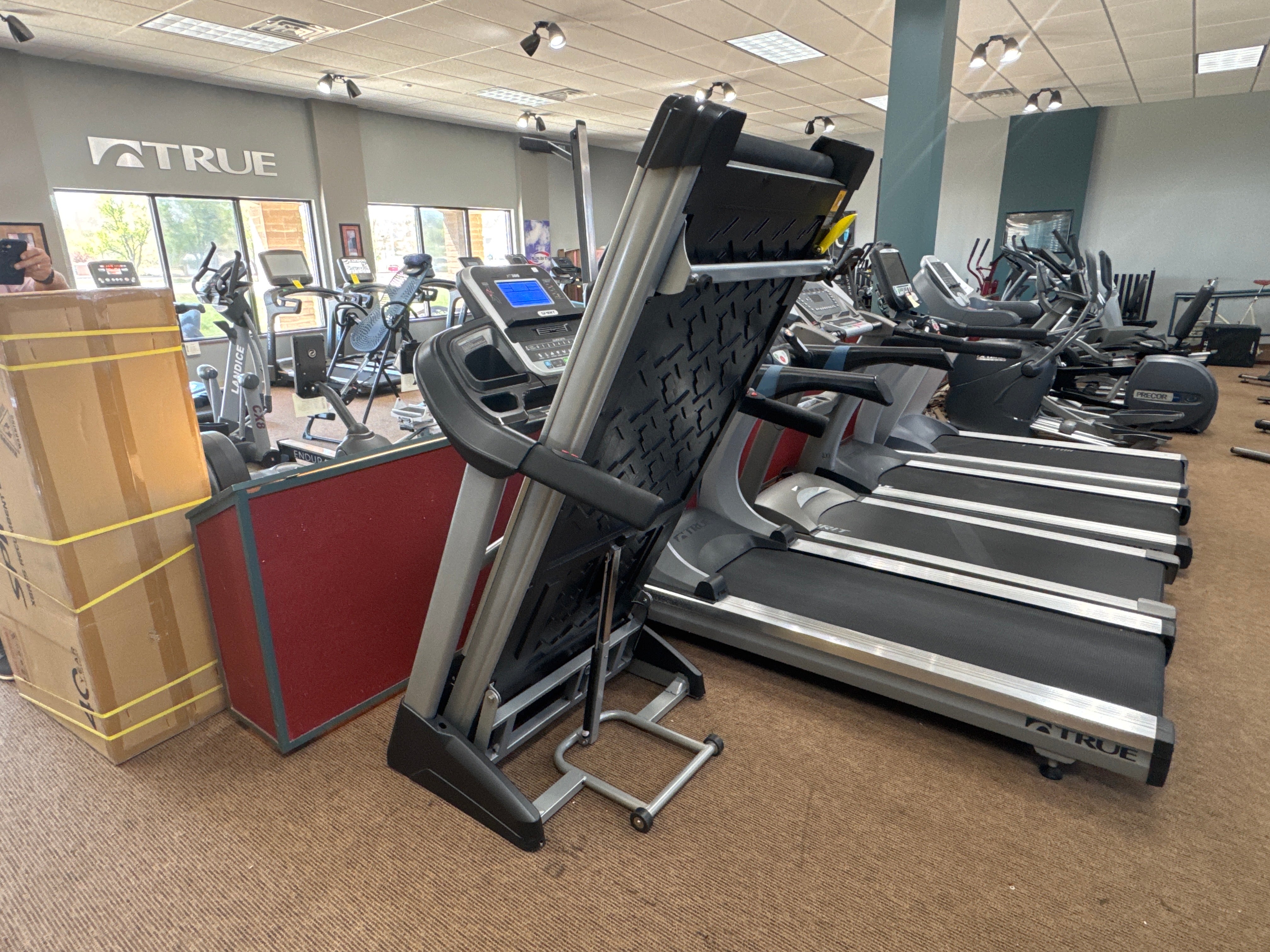 Pre-Owned Spirit XT385 Treadmill