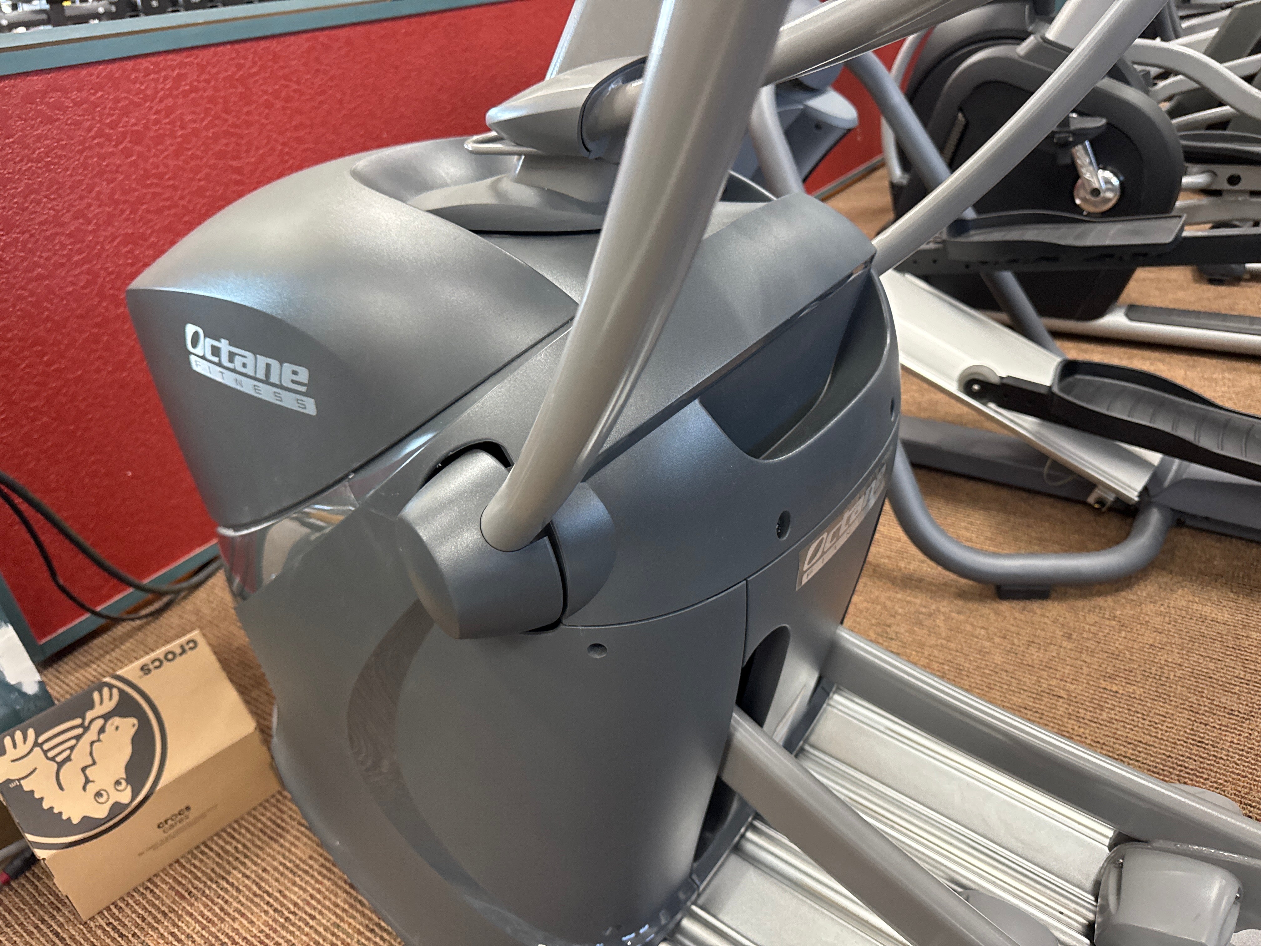 Pre-owned Octane Q37ci Elliptical Trainer