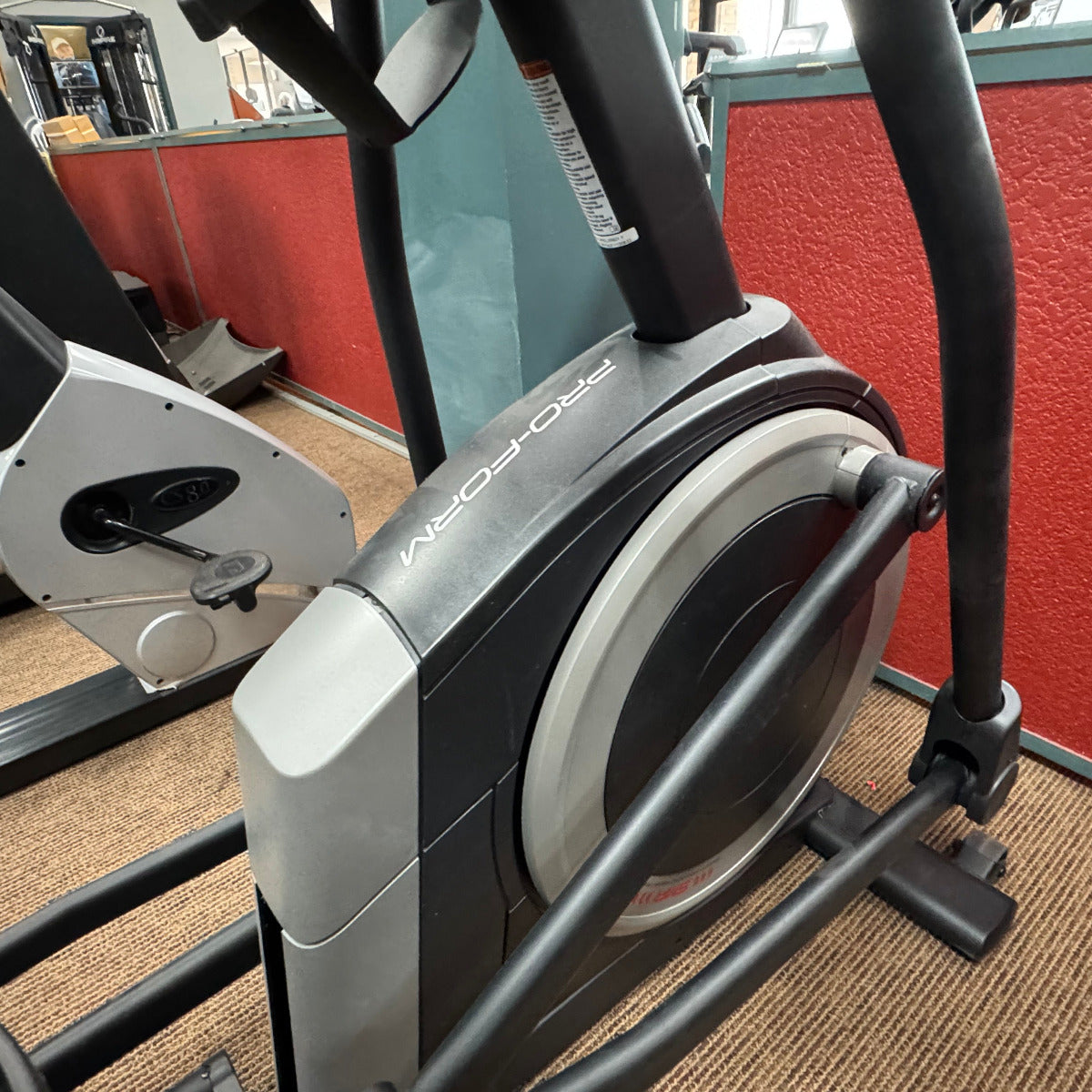 Pre-owned Proform Carbon El Elliptical Trainer