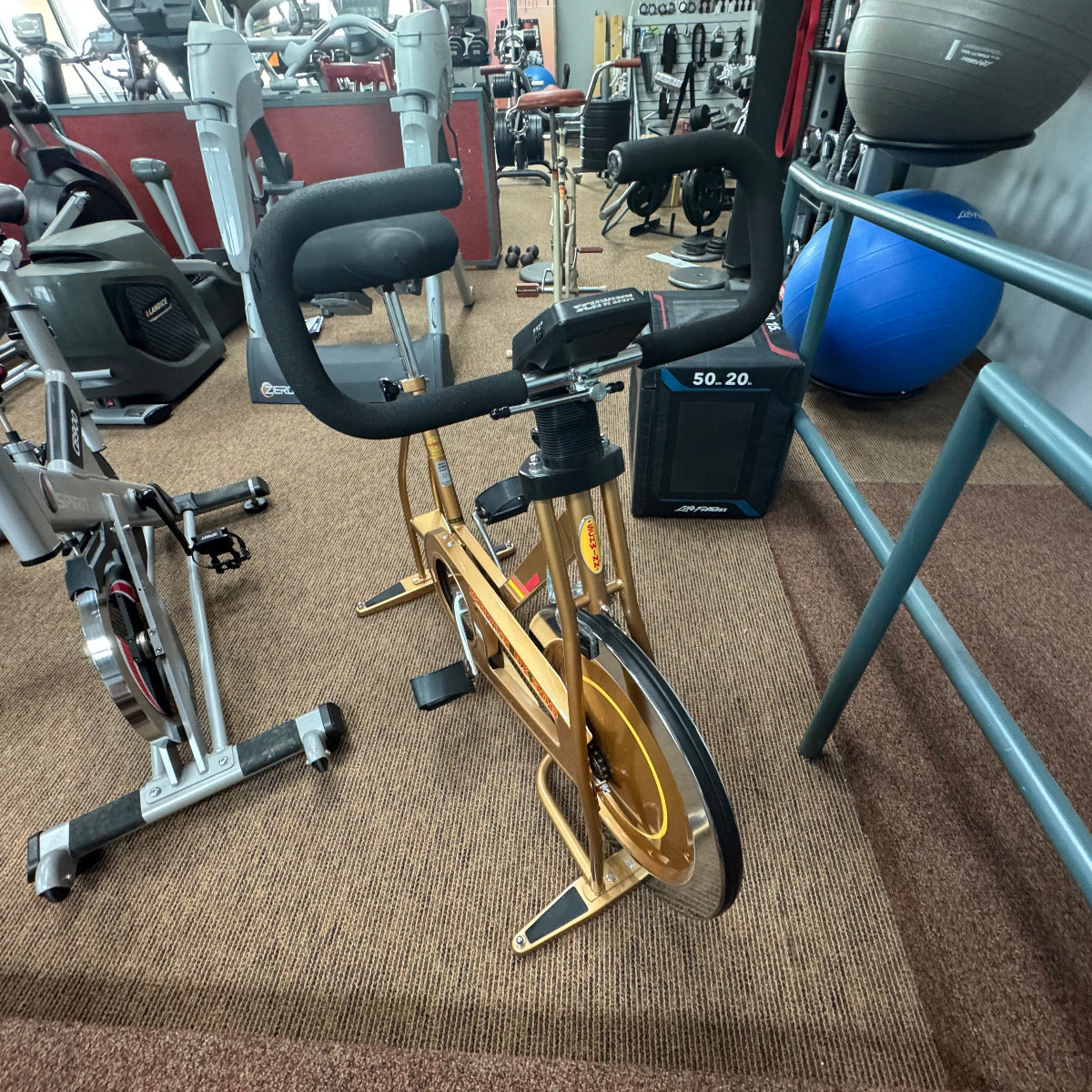 Pre-owned Schwinn DX 900 Spin Bike
