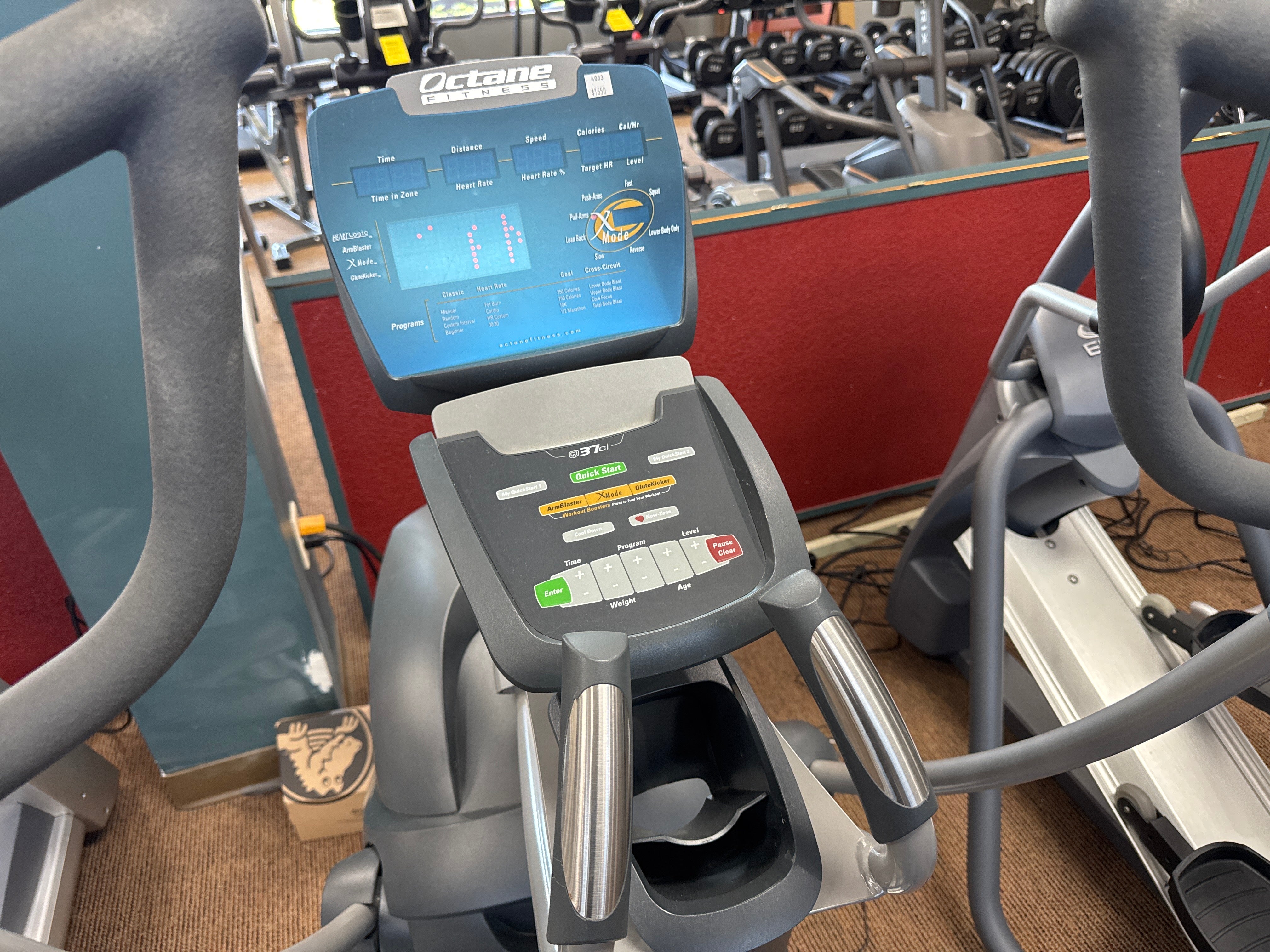 Pre-owned Octane Q37ci Elliptical Trainer