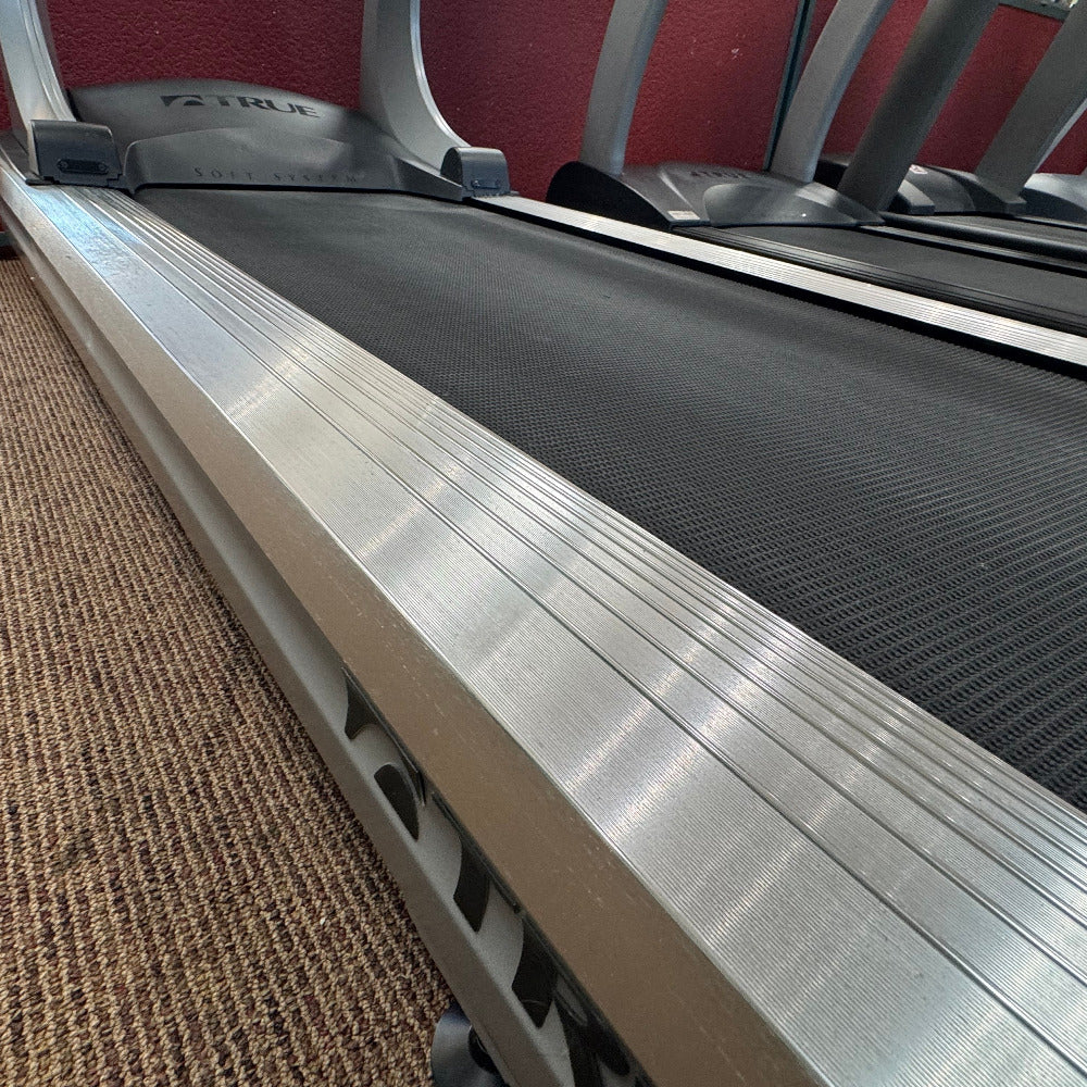 Pre-Owned True ES900 Treadmill New Motor