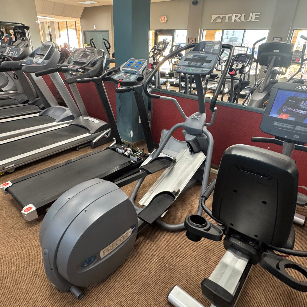Pre-owned Precor EFX5.23 Elliptical