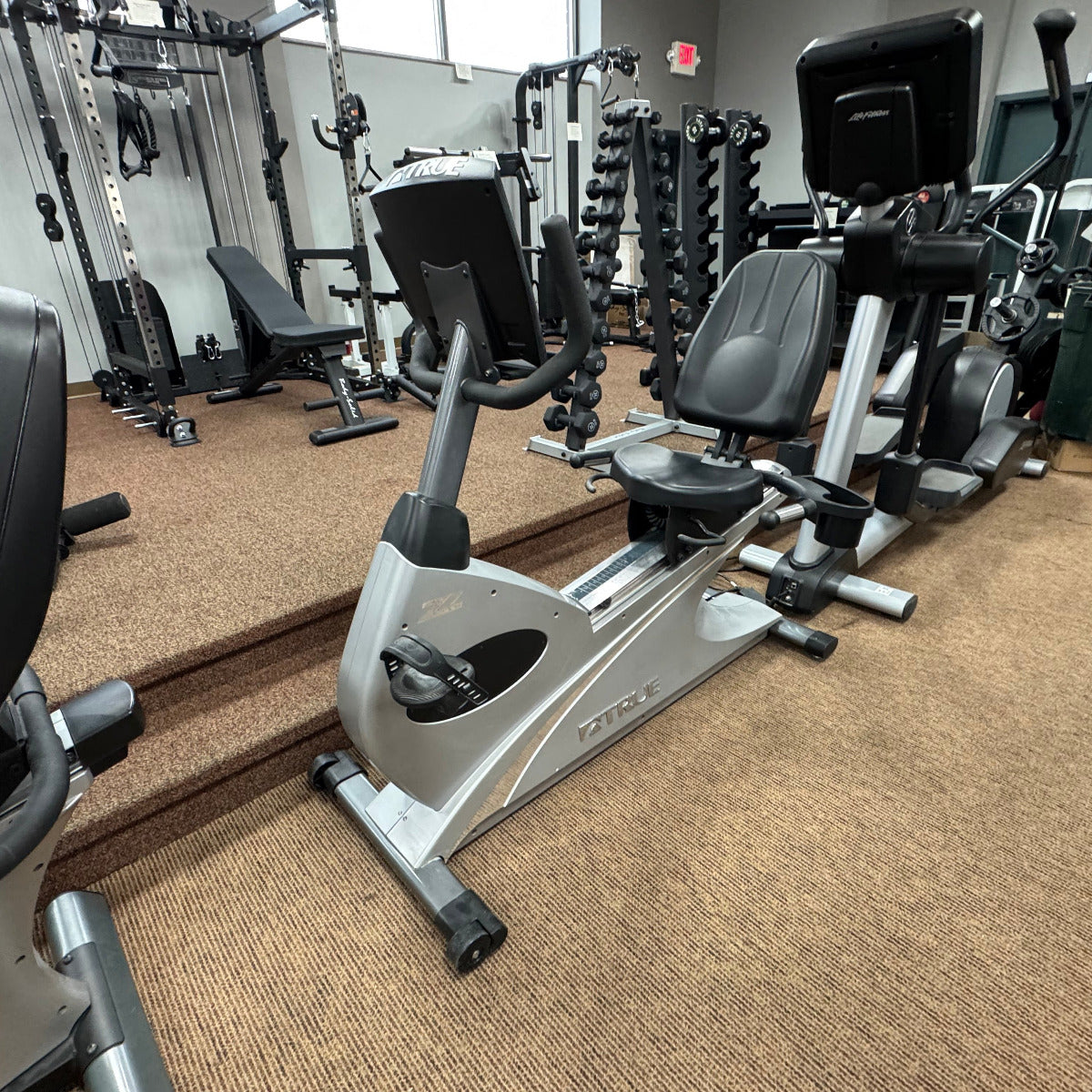 Pre-owned True Fitness Z7 Recumbent Bike