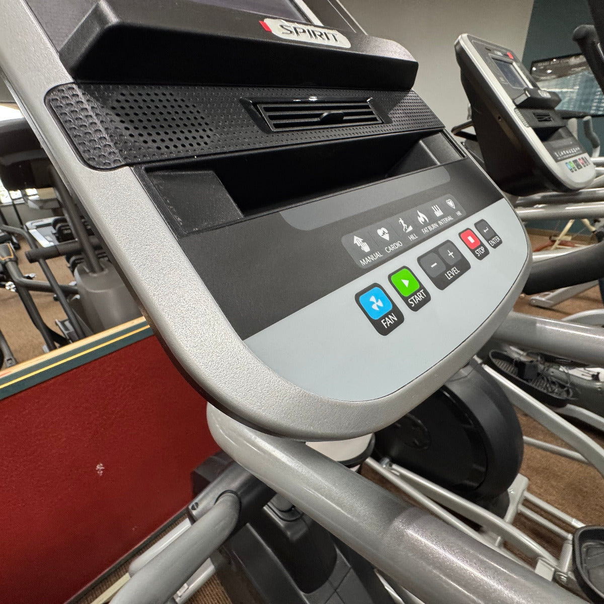 Pre-owned Spirit XE195 Elliptical Trainer